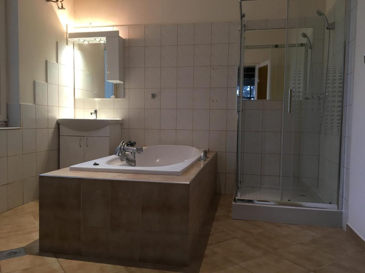 Ferienwohnung Regimodi Apartman Siófok Exterior foto